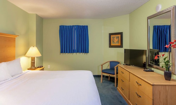 Myrtle Beach Hotel | 4 Family-Ready Rooms with Stunning Ocean Views and Walkable Attractions