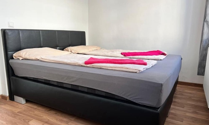 Simmering Apartamento | Charming private Room in shared Apt. Very Central