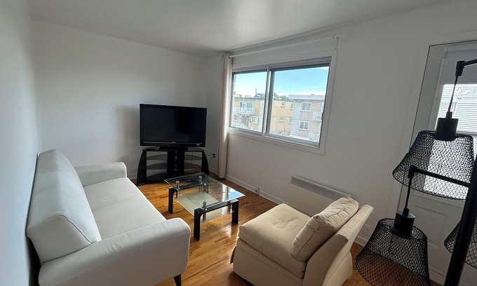 Lachine Apartamento | Quaint 2-bedroom apartment in Montréal