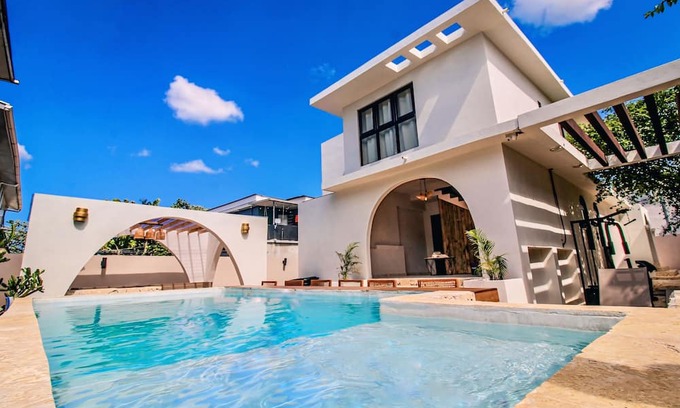 Carcel Casa | Unique Villa in Downtown Mayaguez