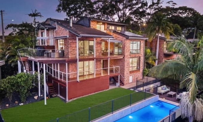 Tascott Casa | Coastal Luxury 2BR w Pool & Entertainer's Paradise