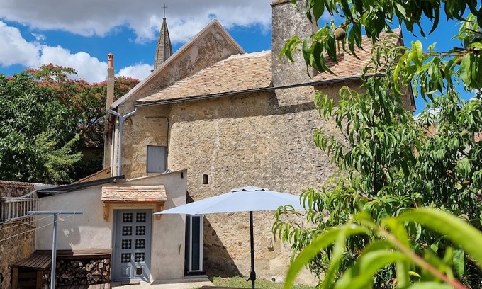 Fye Casa | French village house,less than one hour from the Le Mans 24 hour circuit