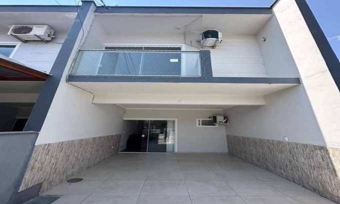 Jardim Iririu Casa | Modern semi-detached house with gourmet area and comfort for the whole family