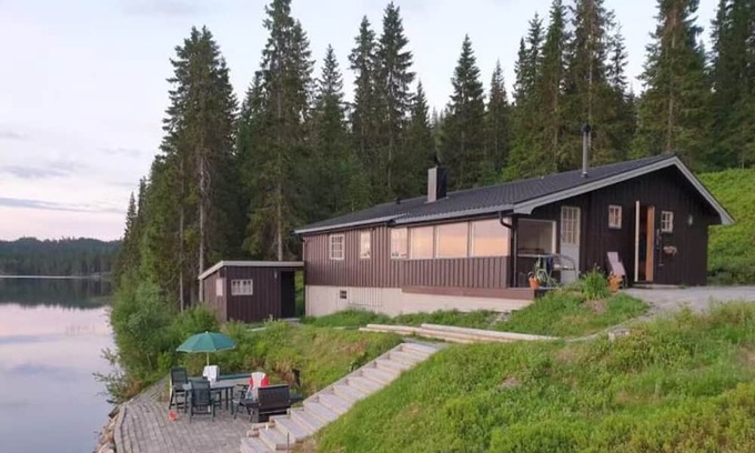 Orkdal Cabaña | Authentic Norwegian Cabin with Stunning Lake Views - Cottage with Fishing