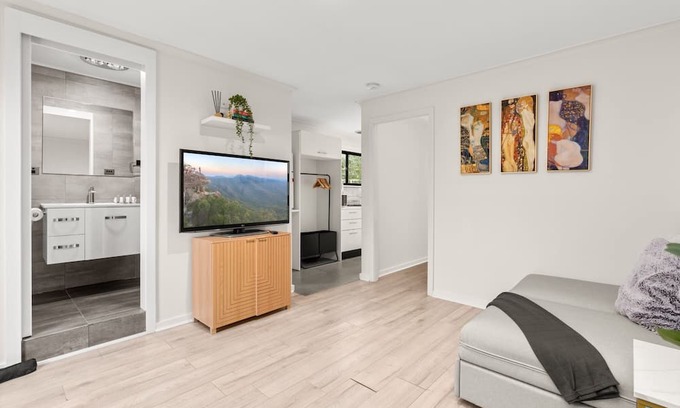 Bomaderry Apartamento | Bright 1-Bed Apartment with Garden Views