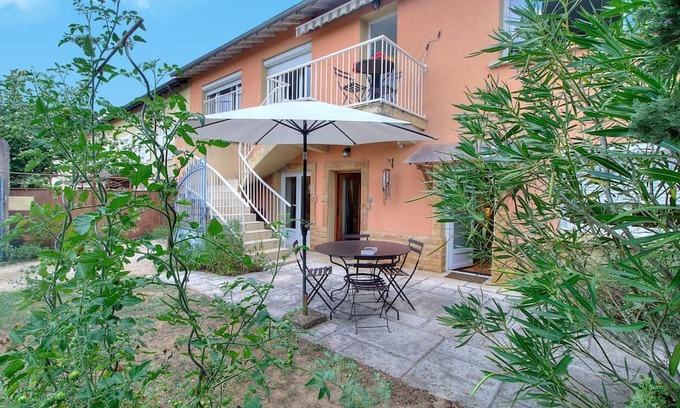 Trevoux Casa | L'Escale - TREVOUX - Gîte
