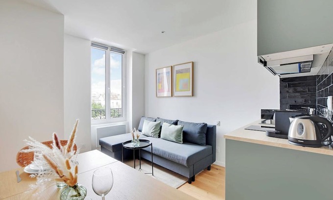 Centre Apartamento | Charming duplex - 1BR-4P- Near Paris
