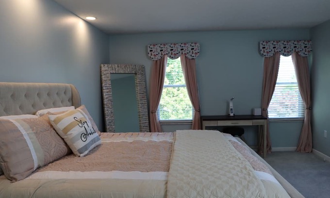 West Chester Casa | Cozy Meets Luxury - Private rooms in West Chester, Ohio
