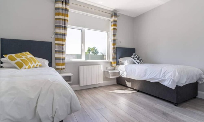 Tramore Casa | Burrows Lodge Guesthouse
