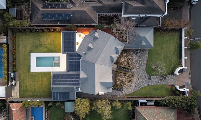 Hyde Park Casa | The Estate - Luxury Pool Escape, Sleeps 10