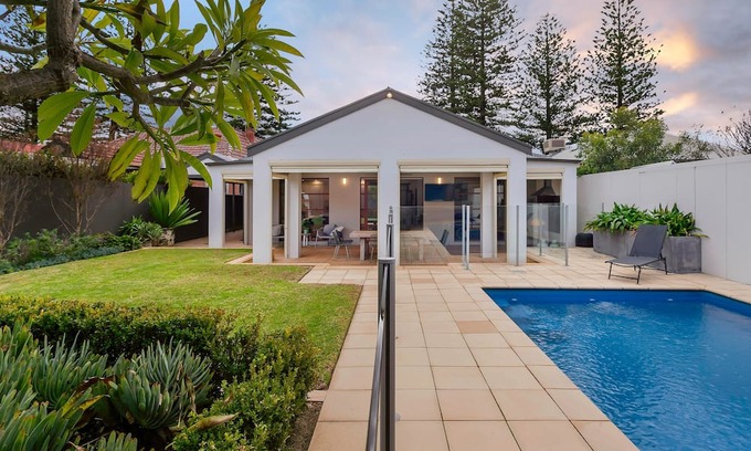 Henley Beach Casa | Henley Beach House | Luxury by the Sea