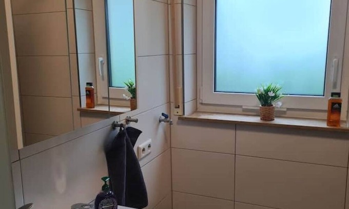 Hofherrnweiler Apartamento | WellandHome - Business apartment - 4 single beds