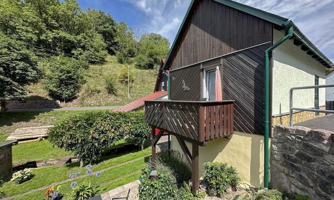 Schleusegrund Casa | Holiday home with balcony & garden Thuringia