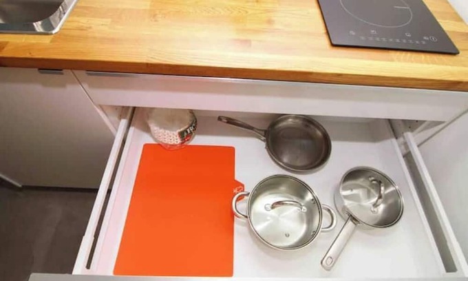 Carcel Apartamento | 2.3 Cozy Urban Loft w/ balcony near city center