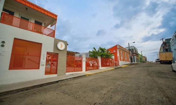 Carcel Apartamento | 1.5 Modern Family Apt with Generator
