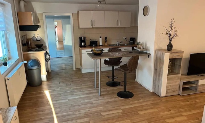 Wulsbuttel Apartamento | Apartment 'Zum Waldblick' with Shared Garden and Wi-Fi