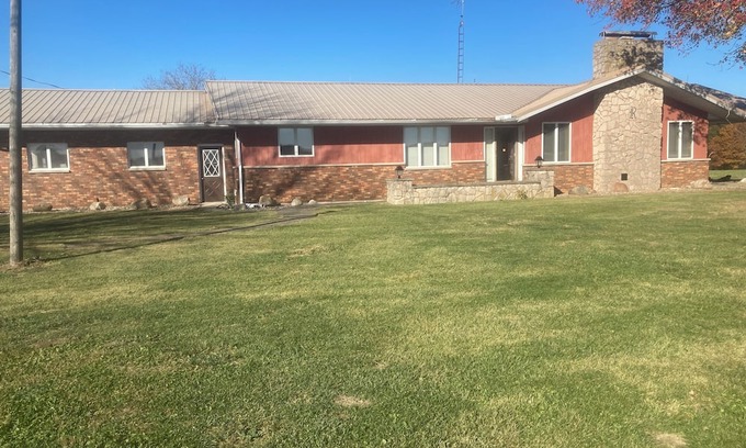 Janesville Otro | Beautiful 2-bedroom country home rural Jewett with lots of room inside and out.