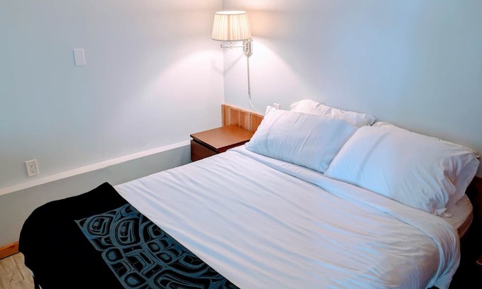 Alert Bay Apartamento | The Sitka Suite, Central, Waterfront, 2 Beds