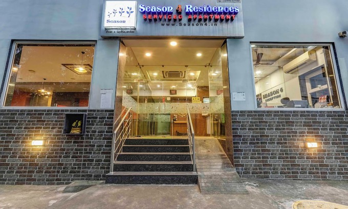 Teynampet Apartamento | Season 4 Residences Near US consulate