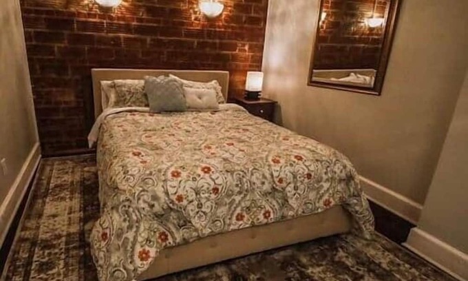Fourmile Apartamento | Historic Charm: 5 Star Comfort