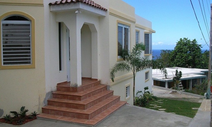 Puntas Apartamento | WaveView - Rincon Apartment Rentals: (The Evon) Puntas 1 BR Condo w/ Ocean View