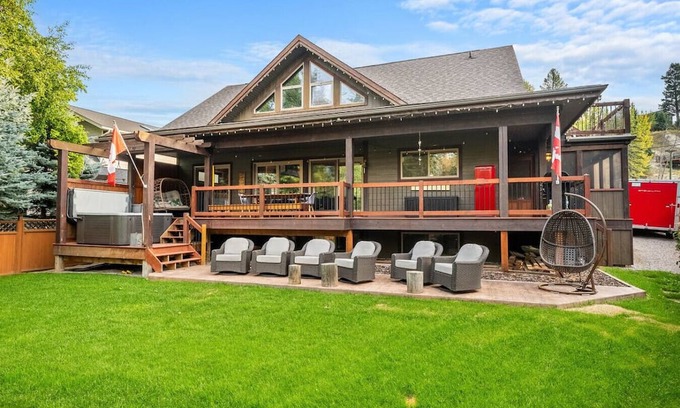 East Kootenay Apartamento | The Reef | Hot Tub | Movie Theatre | Beach Access
