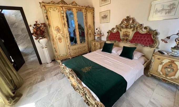 Eforie Nord Apartamento | Canada Castle -Luxury Vila & Apartment with Sea View