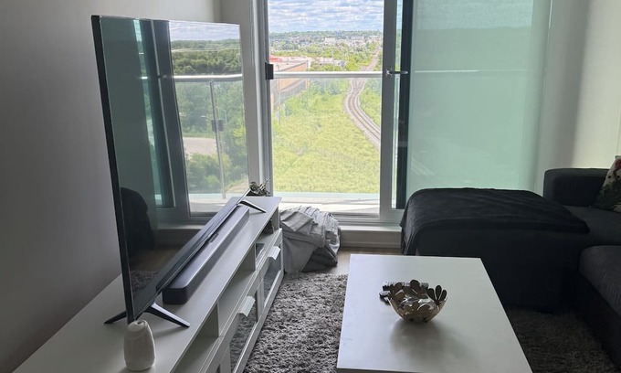 Ledbury - Heron Gate - Ridgemont - Elmwood Condominio | Millie’s SpacenA shared 2Br 2 Bathroom cozy