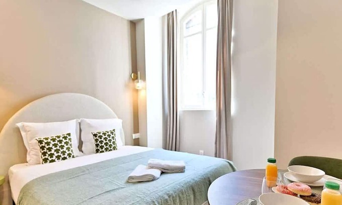 Le Pre-Saint-Gervais Apartamento | Studio cosy climatisé – confort & calme