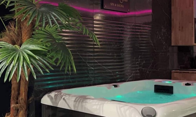 Landrethun-le-Nord Casa | Gite with SPA & Private SAUNA "Murano Gold