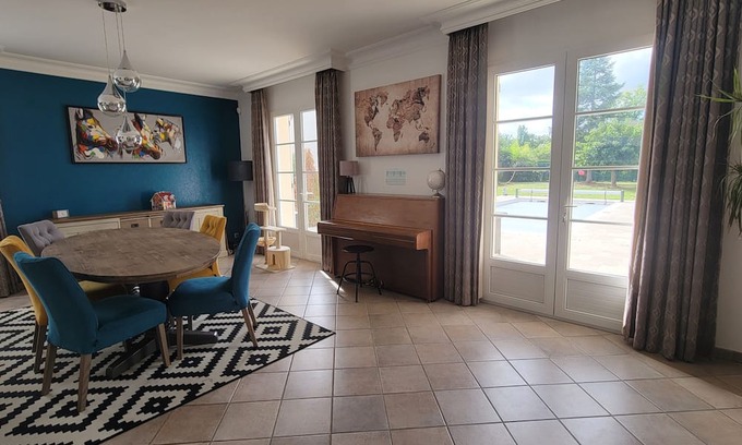 Saint-Cyr-en-Val Casa | Villa Sana