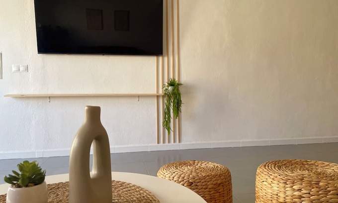 Sant Jaume d'Enveja Casa | La Duna: Charming house between nature and beach