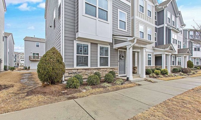 Northeast Raleigh Casa | Peaceful 3-bedroom house with AC in Raleigh