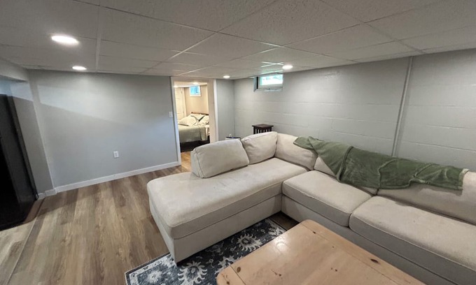 Exeter Apartamento | Fabulous 1-bedroom apartment in Exeter centrally located < 1 mile from downtown