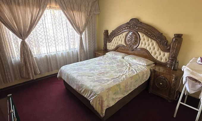 Katlehong Casa | Adorable 3-bedroom house in Katlehong