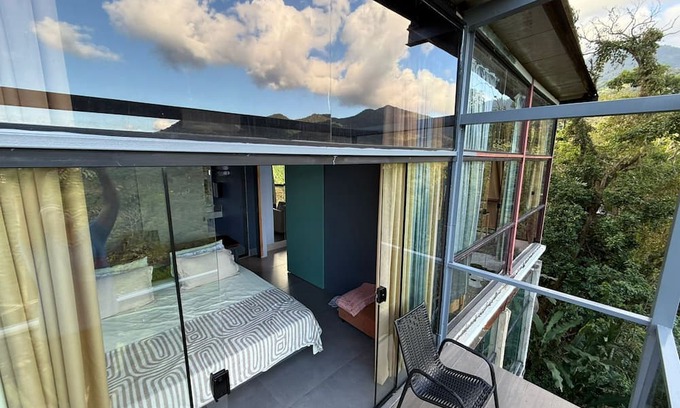Vargem Grande Casa | Glass house with private pool
