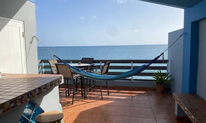 Playa Fortuna Condominio | Beautiful Beach Front Penthouse w/Rooftop Terrace Playa Fortuna