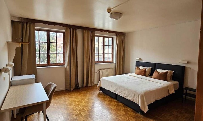 Klein-Antwerpen Apartamento | Double room with private bathroom