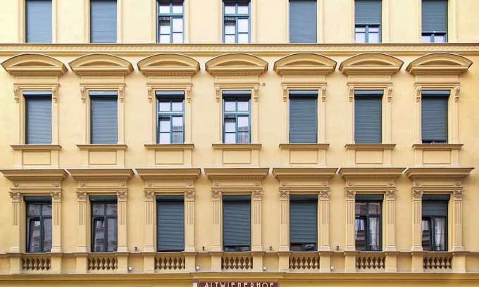 Funfhaus Hotel | Altwienerhof, a cozy and artistic apartment with excellent connections in Vienna
