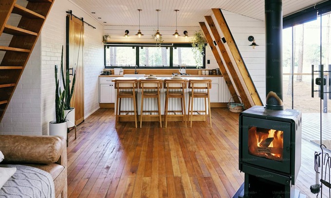 Sector 35 Cabina | Woodland Haven with Modern Comforts
