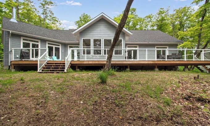 Dunchurch Cabaña | Hidden Paradise Cottage
