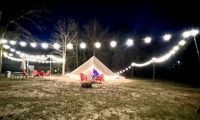 Conroe Casa | Glamping on the Farm
