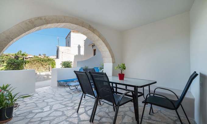 Kithira Apartamento | Apartamento 'Angel's 2' con terraza compartida, Wi-Fi y aire acondicionado
