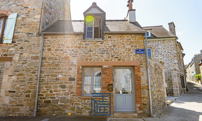 Treguier Casa | The little house in the port of Tréguier
