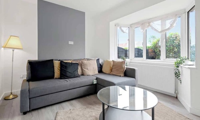 Alfreton Casa | 3Bed House-Free Parking