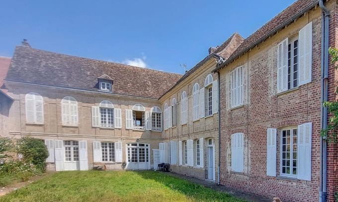 Les Andelys Apartamento | 2 bedroom nice apartment in Les Andelys