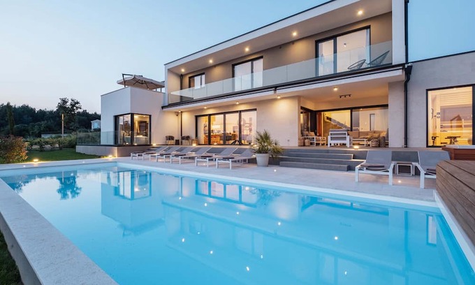 Fuskulin Villa | Villa Fuskulina - Stunning villa close to Porec