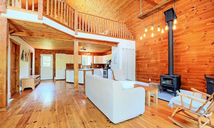 Wakefield Casa | L’Auberge des Collines Escape for Two