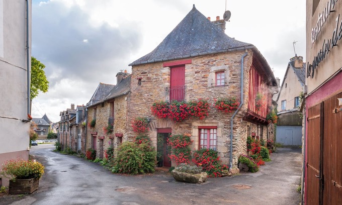 Malestroit Casa | Small Malestroyenne House