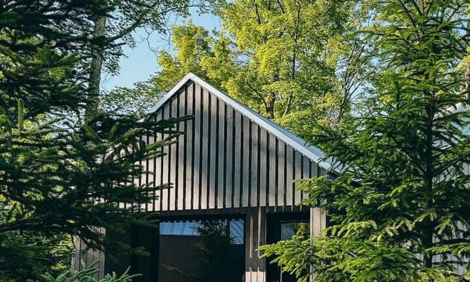 Algonquin Highlands Cabina | Edge of Stillness at Dimensions | Cabin Seventeen